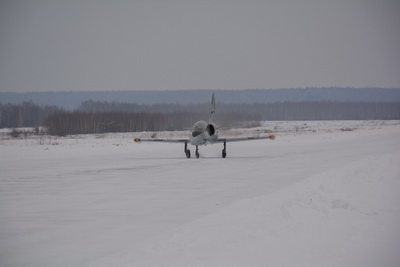 L-39 ALbatros jet fighter flight Russia